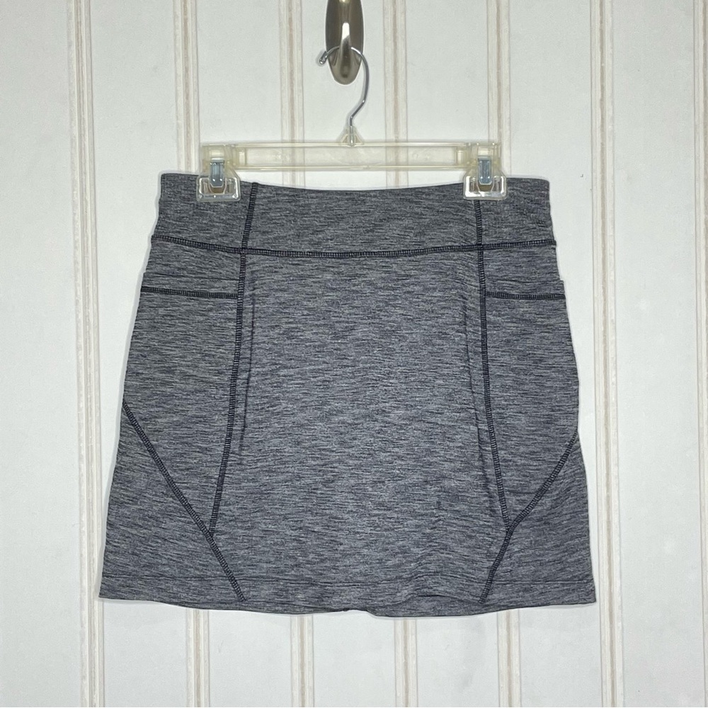 Athleta Excursion Athletic Skort Black Heather Gr… - image 4